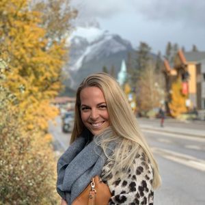 Meet your Posher, Emily